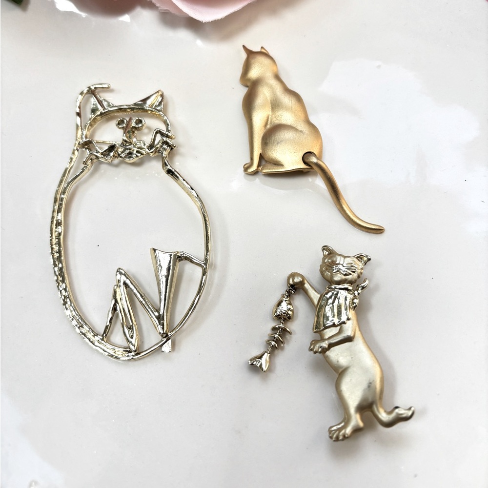 Vintage 1980s Gold Tone Cat Brooches (set of 3)